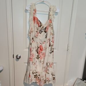 Floral Lace Trim Dress